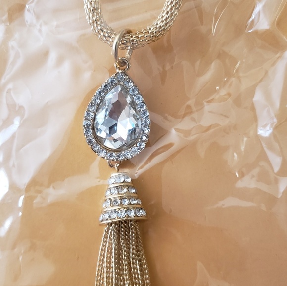 5 Beautiful Necklaces - Picture 4 of 13